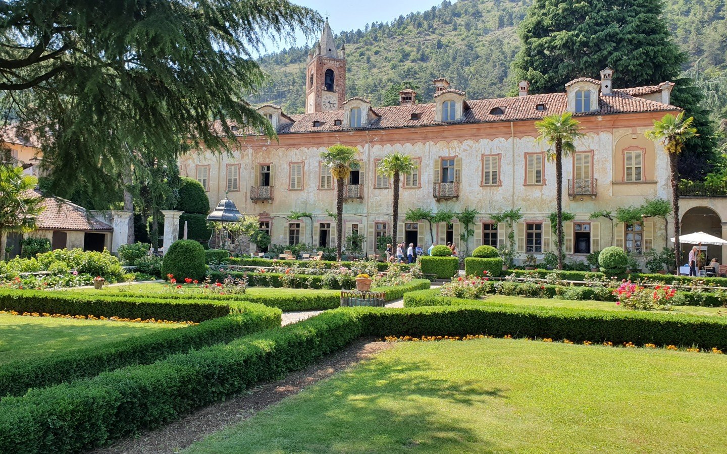 Tra eleganza e natura al giardino di Villa Layolo